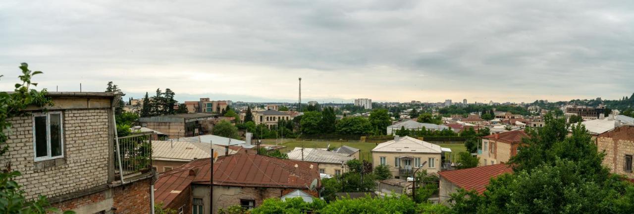 Hotel Bani Kutaisi Bagian luar foto